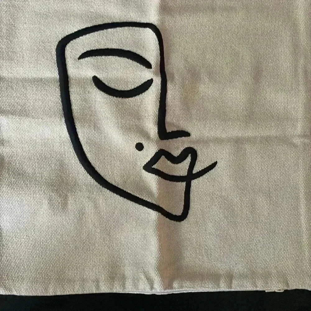 Printed pillow case (New)